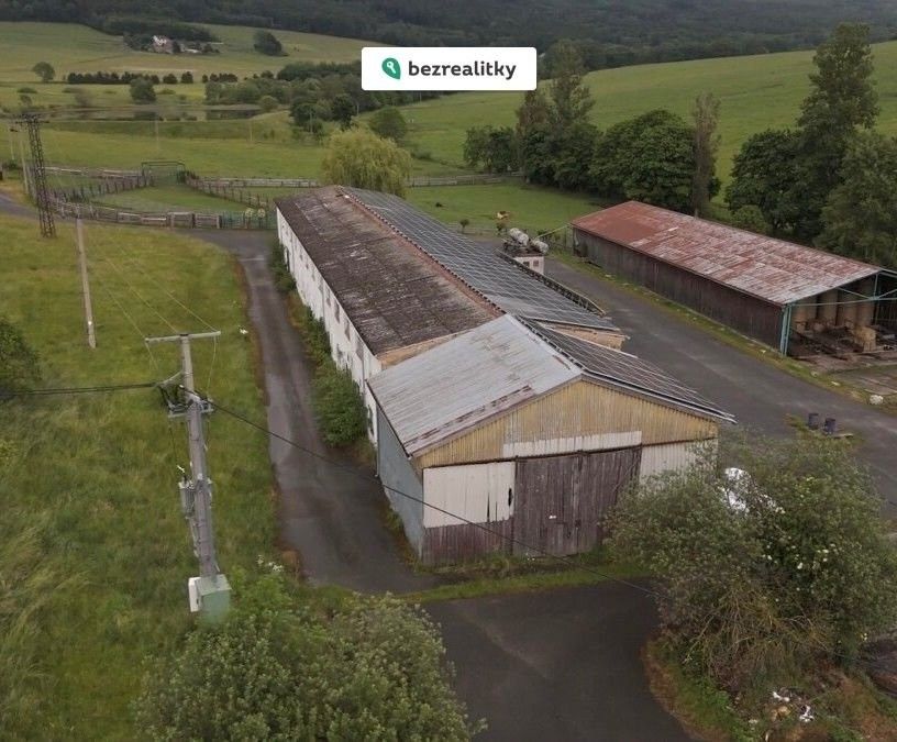 Prodej nemovitosti 1400 m² - foto 4