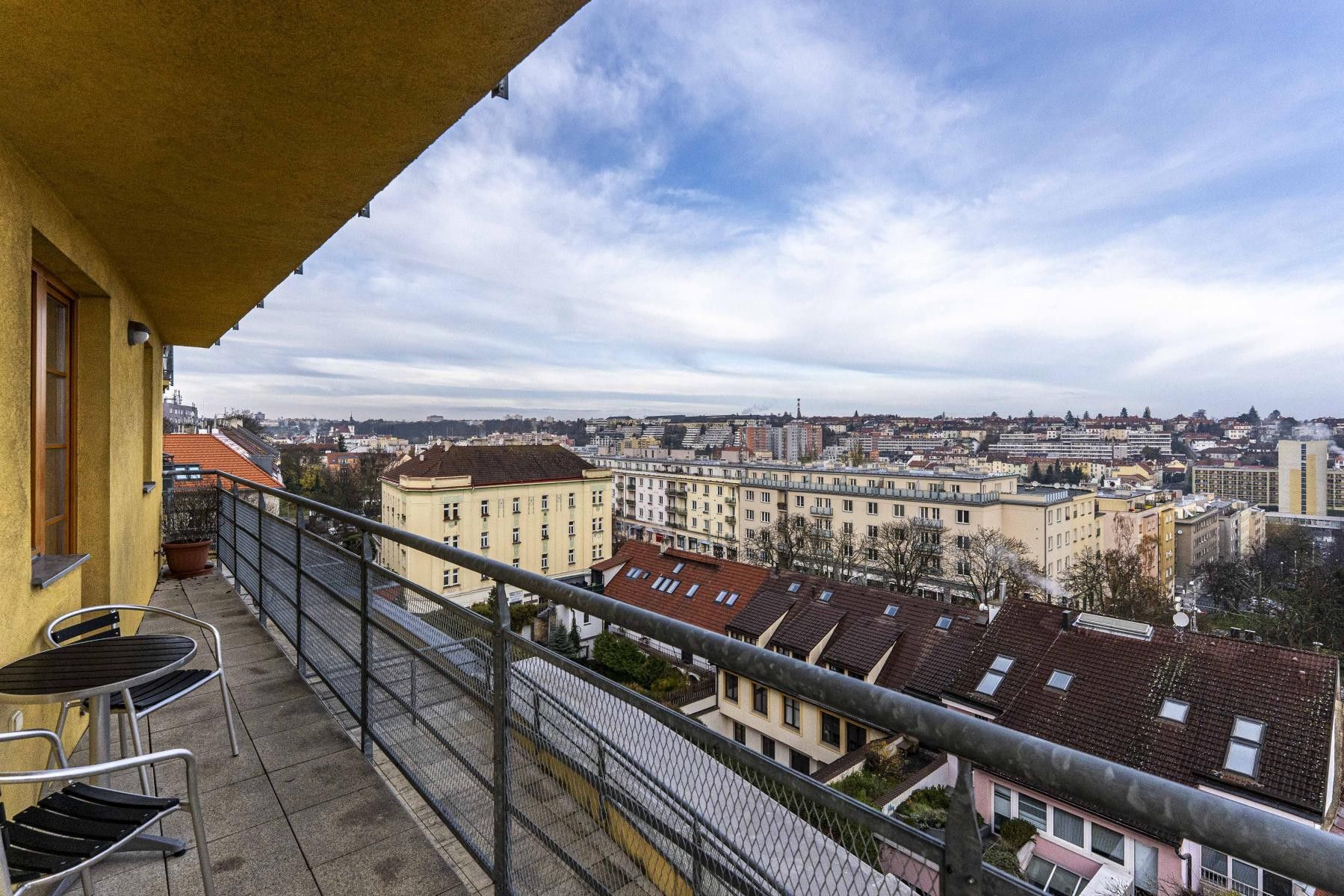 Pronájem bytu 3+kk 110 m² - foto 5