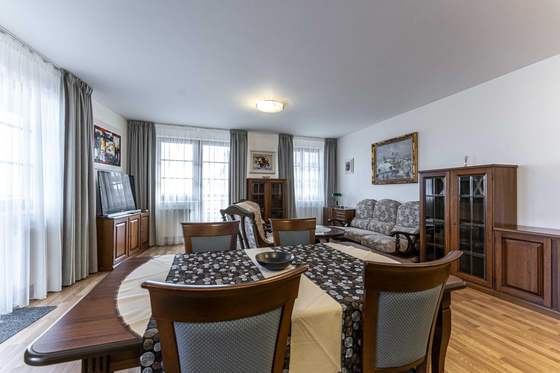 Pronájem bytu 3+kk 110 m² - foto 10