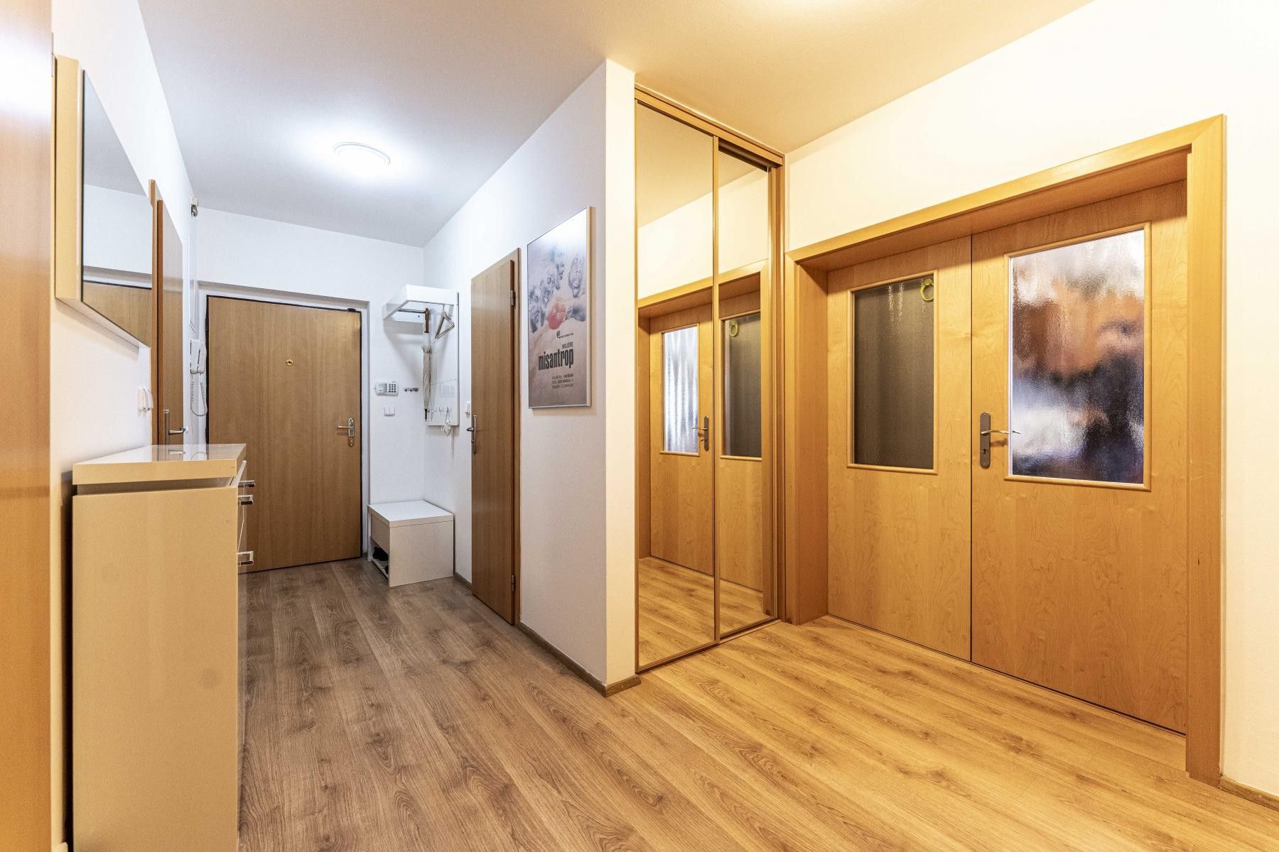 Pronájem bytu 3+kk 110 m² - foto 16