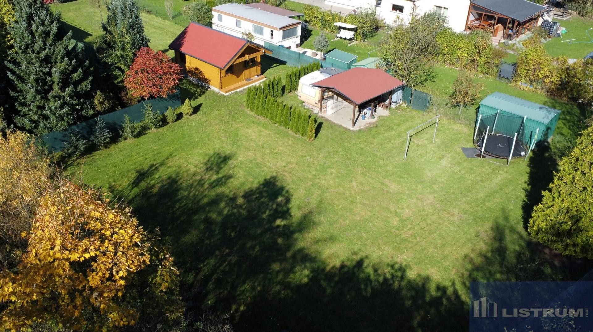 Prodej pozemku 1242 m² - foto 1