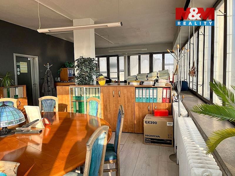 Pronájem komerčního prostoru 57 m² - foto 4