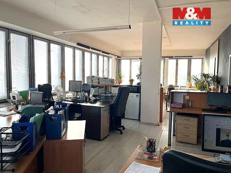 Pronájem komerčního prostoru 57 m² - foto 8