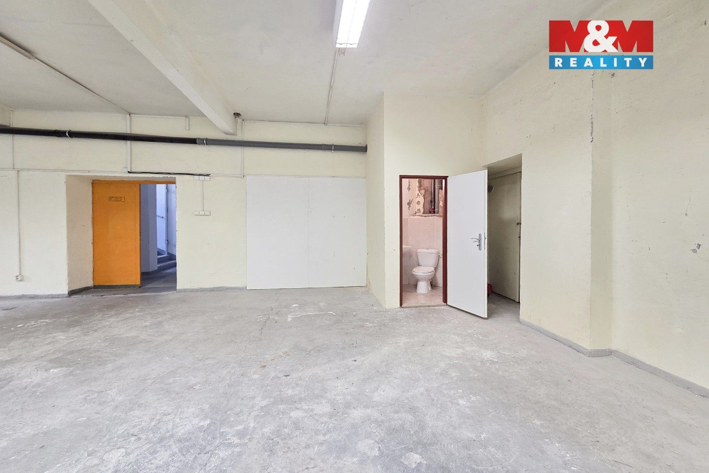 Pronájem komerčního prostoru 157 m² - foto 12