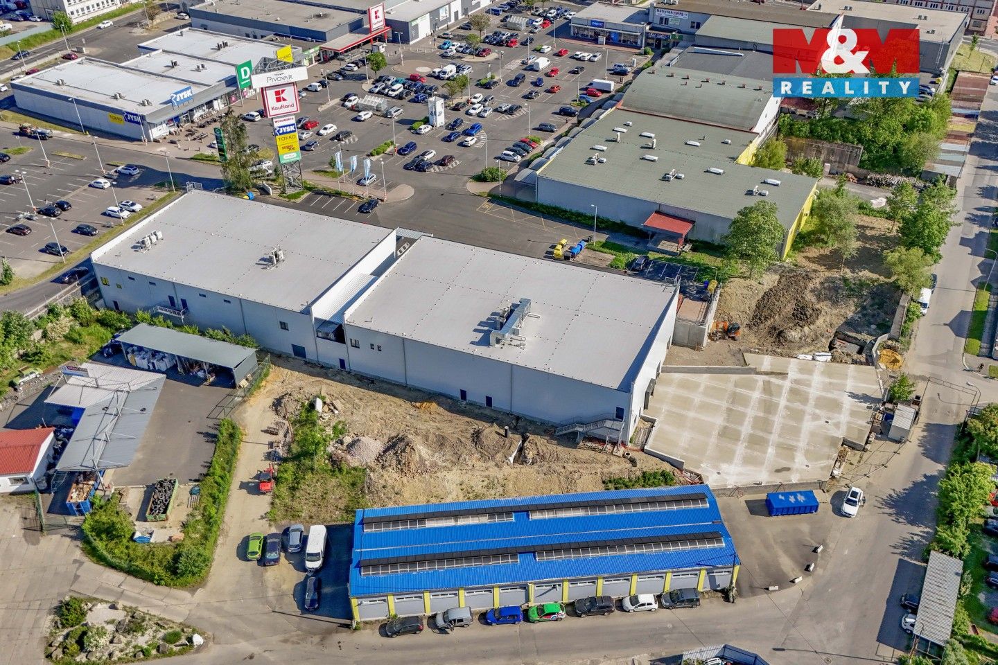 Pronájem komerčního prostoru 2200 m² - foto 11