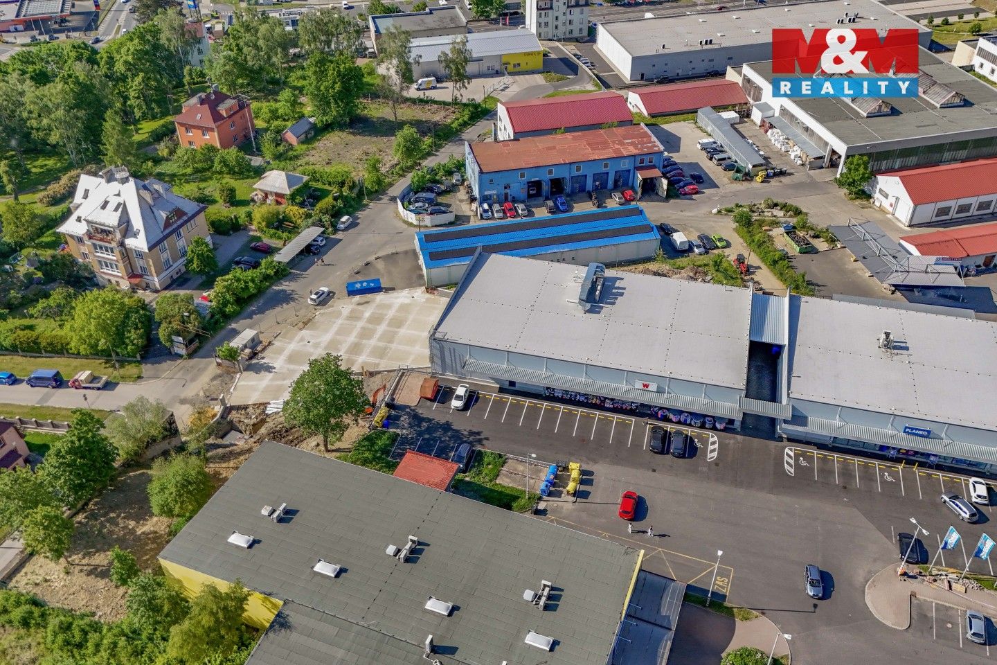Pronájem komerčního prostoru 2200 m² - foto 24