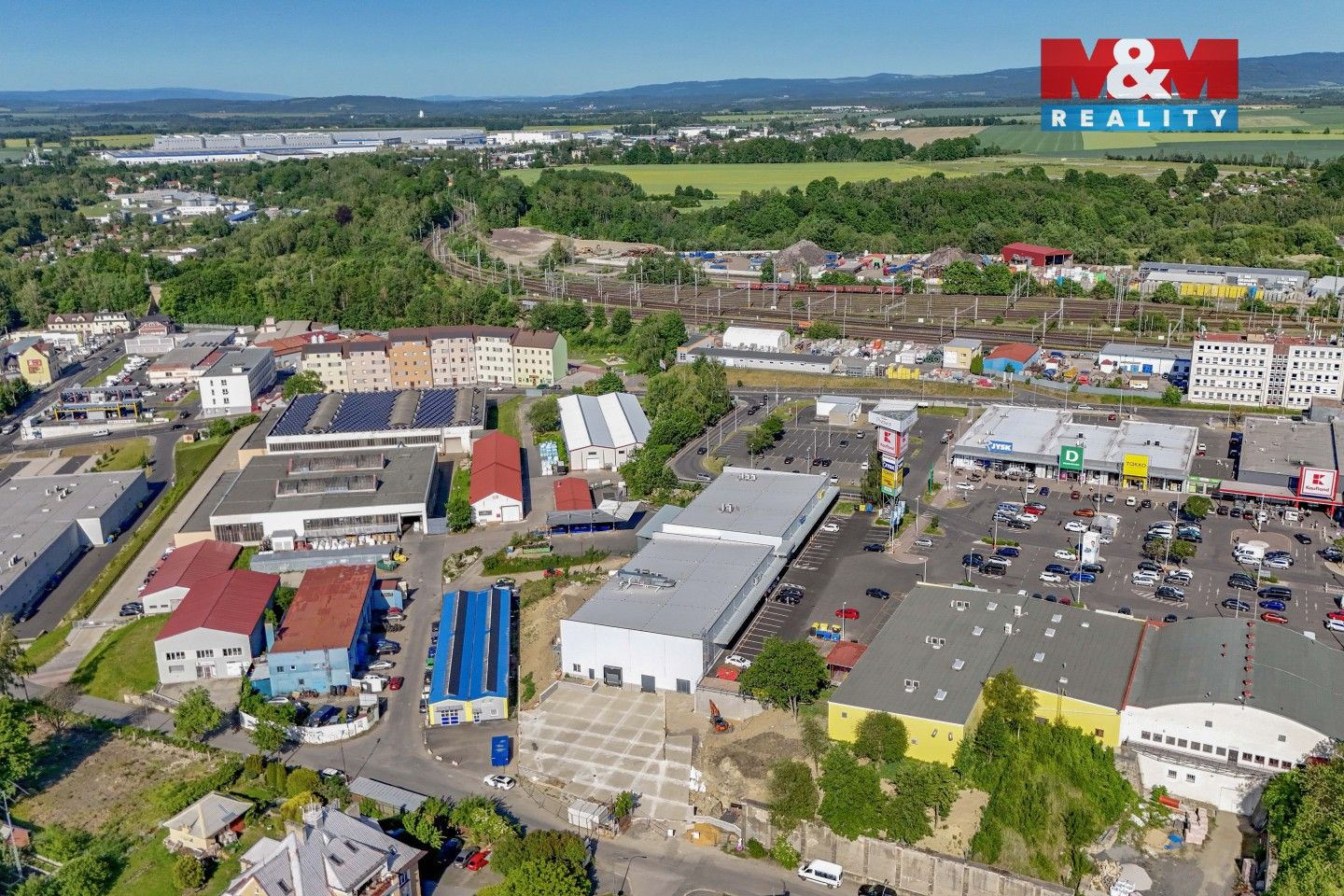 Pronájem komerčního prostoru 2200 m² - foto 28