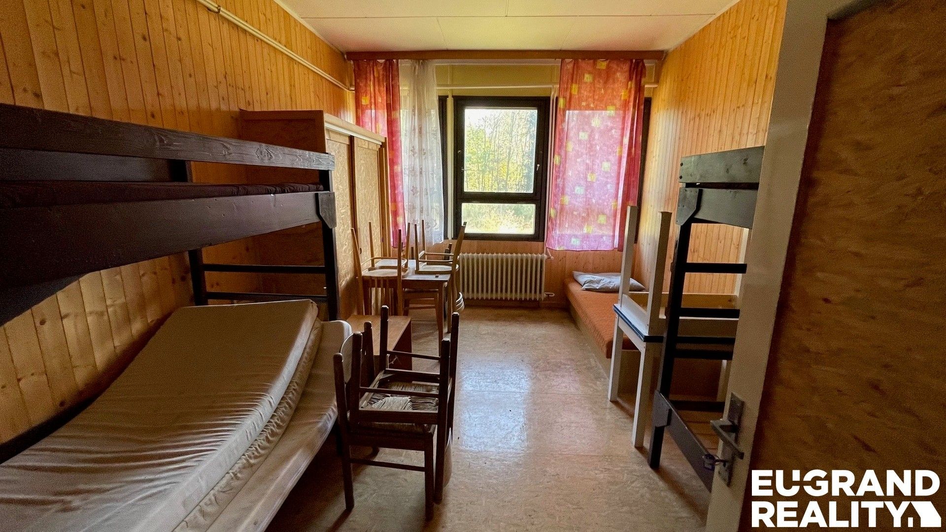 Prodej komerčního prostoru 1500 m² - foto 24