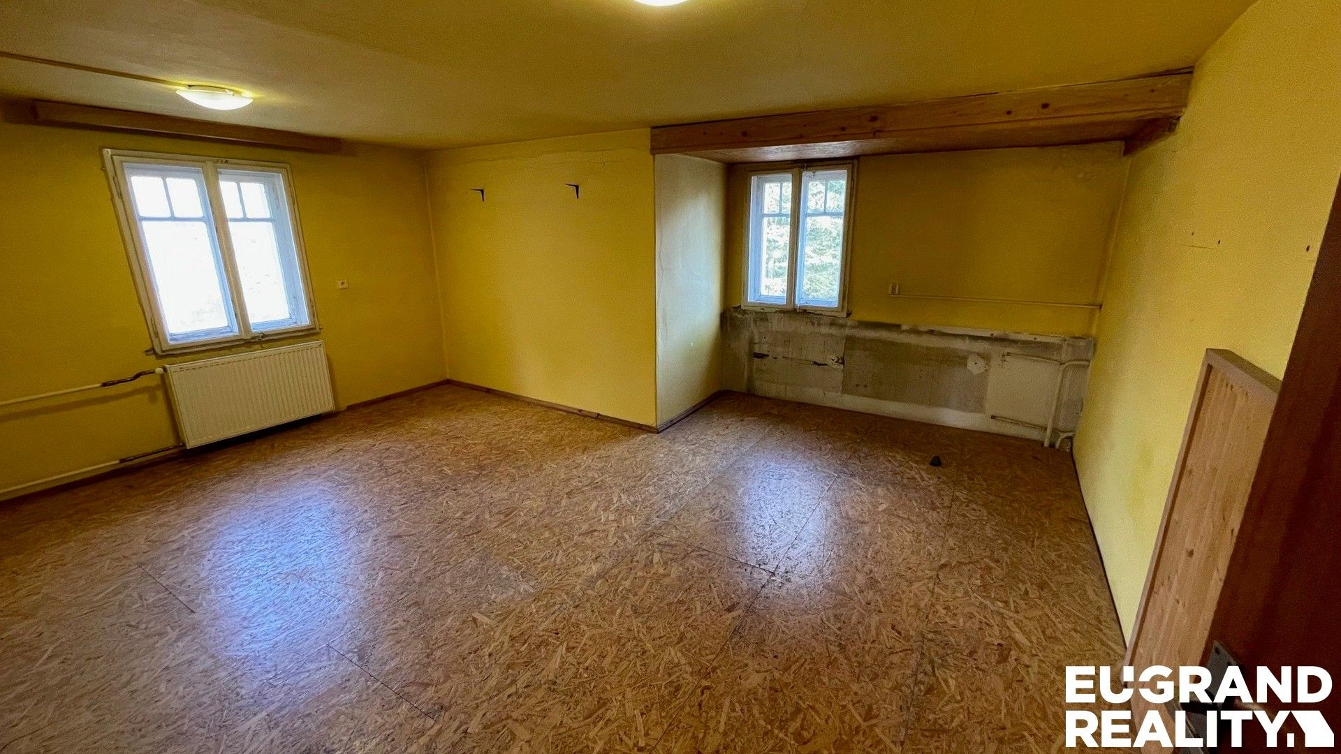 Prodej komerčního prostoru 1500 m² - foto 29