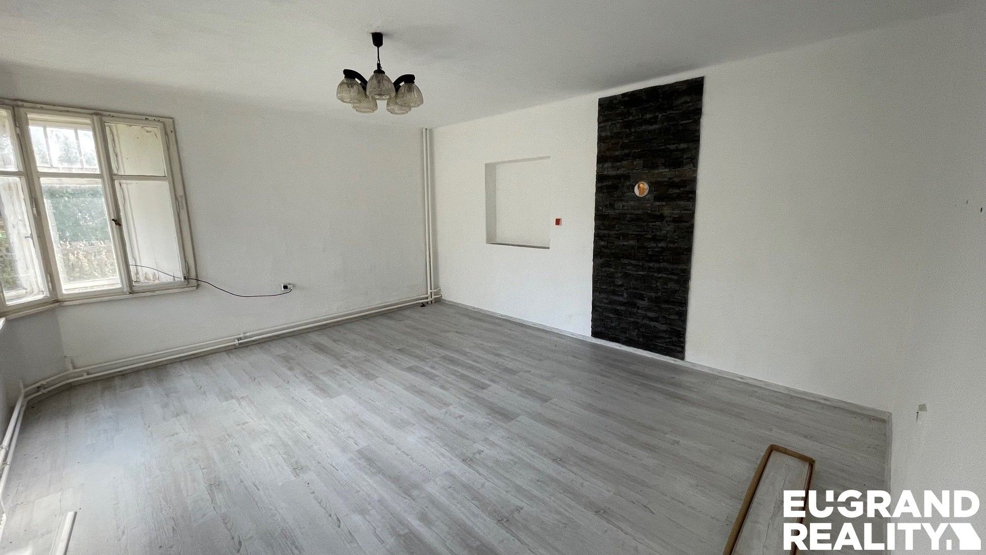 Prodej komerčního prostoru 1500 m² - foto 26