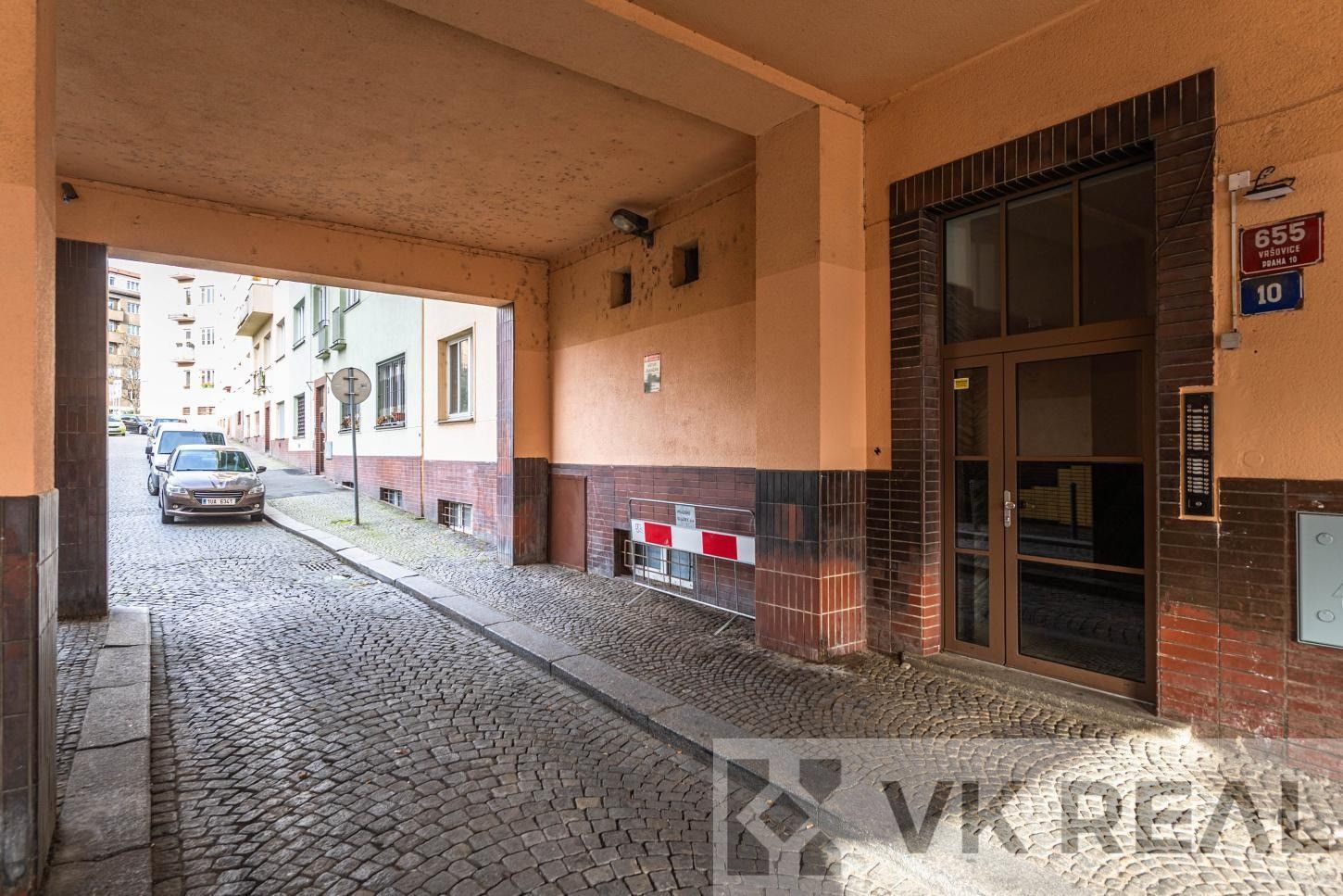 Prodej bytu 2+1 72 m² - foto 3