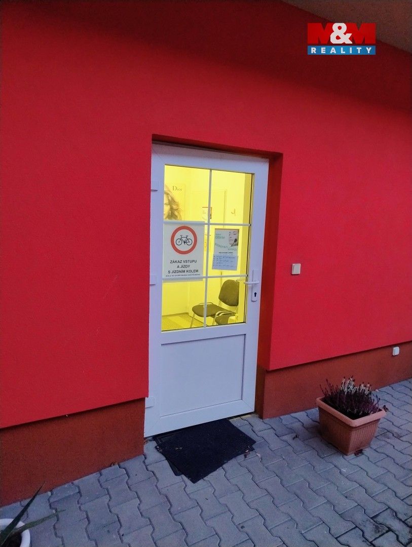 Pronájem komerčního prostoru 23 m² - foto 10