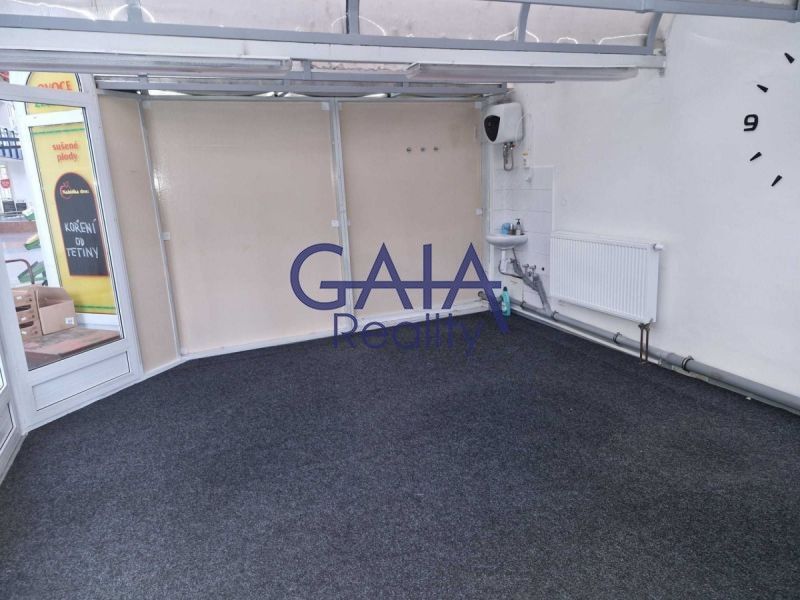 Pronájem komerčního prostoru 27 m² - foto 3