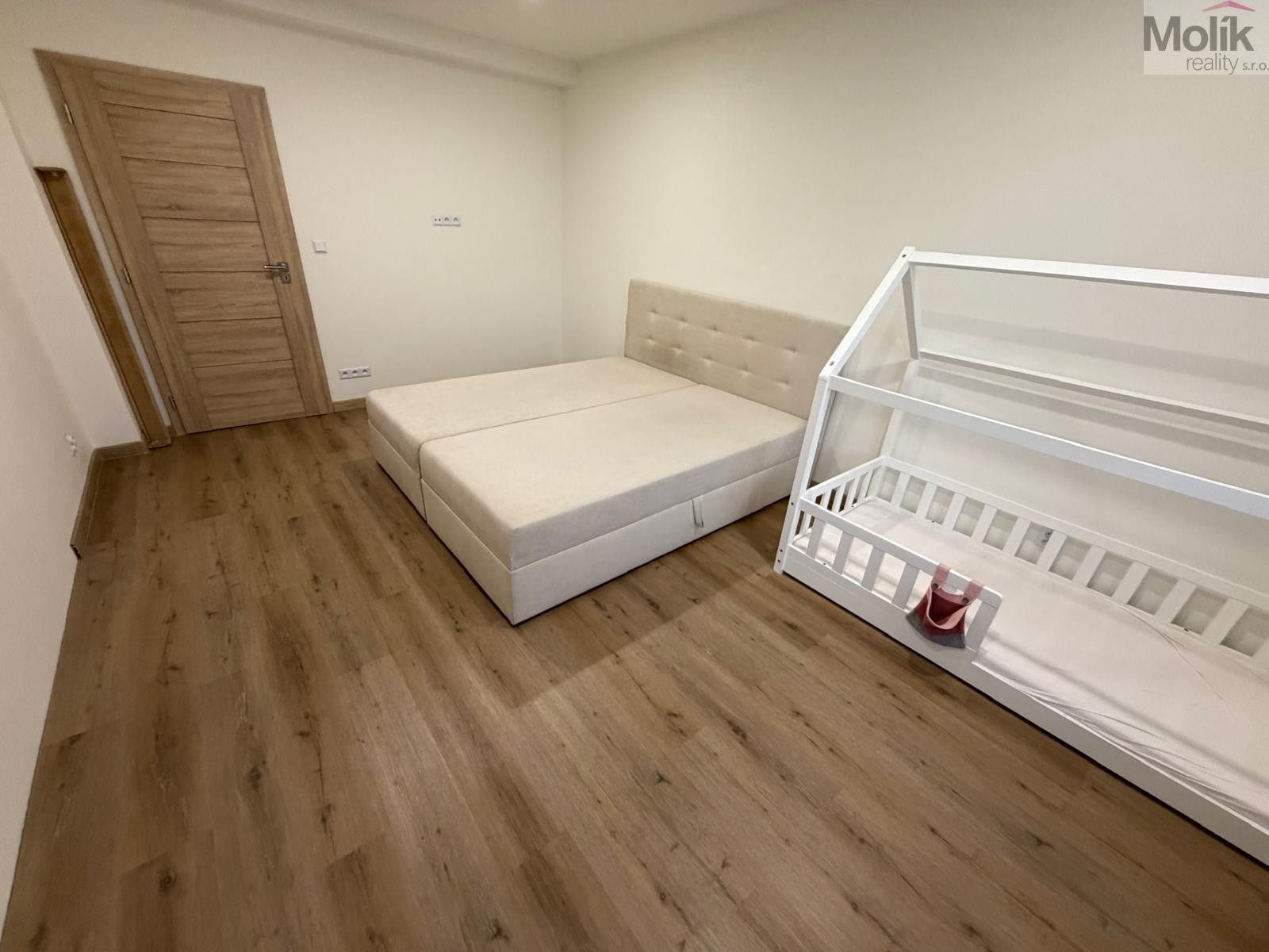 Pronájem bytu 2+1 51 m² - foto 6