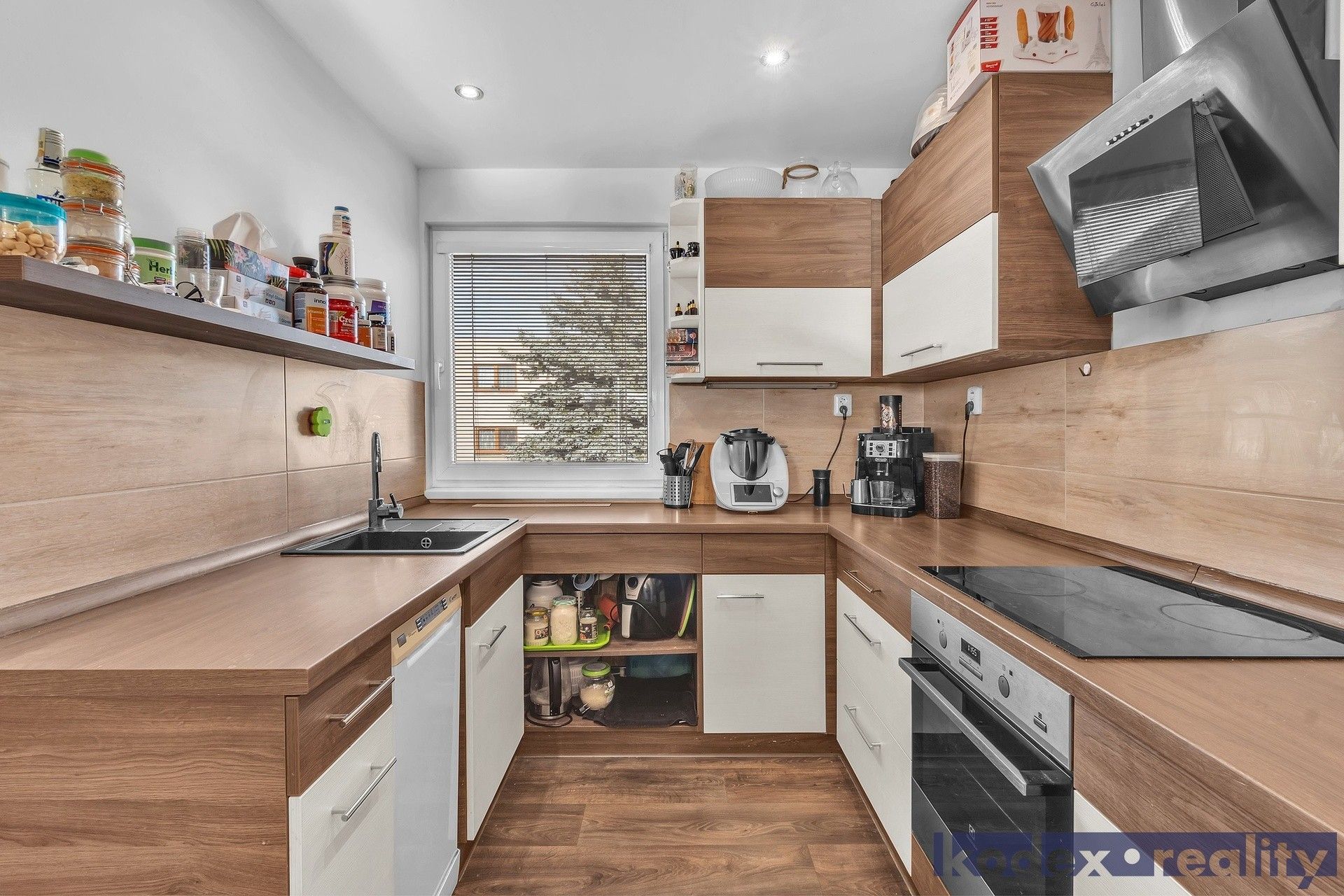 Prodej domu 300 m² - foto 14