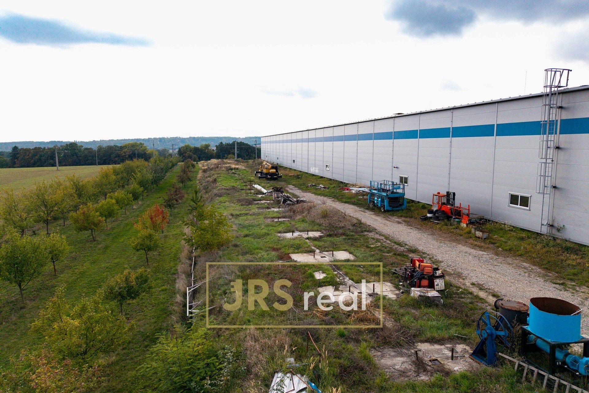 Pronájem komerčního prostoru 2636 m² - foto 11