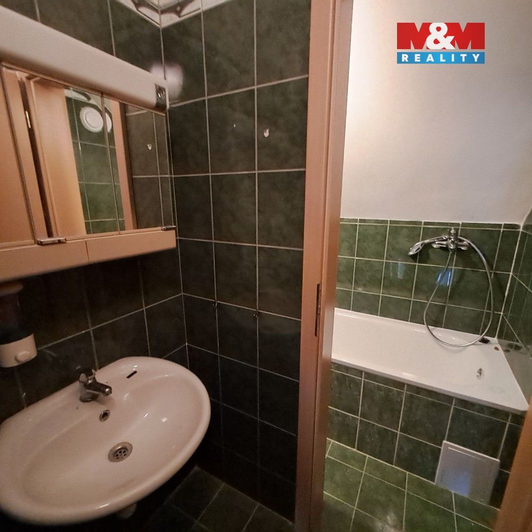 Prodej komerčního prostoru 170 m² - foto 31