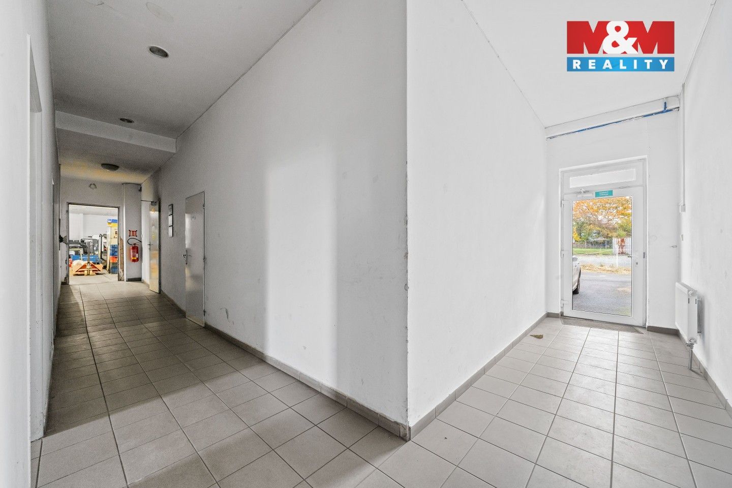 Prodej komerčního prostoru 938 m² - foto 5