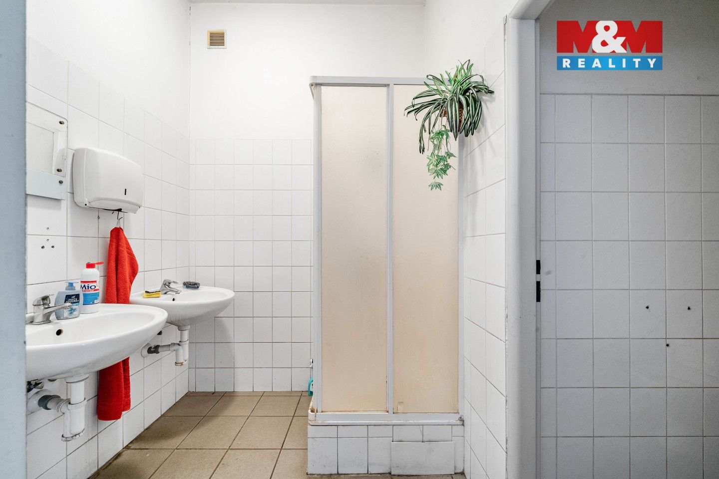 Prodej komerčního prostoru 938 m² - foto 12