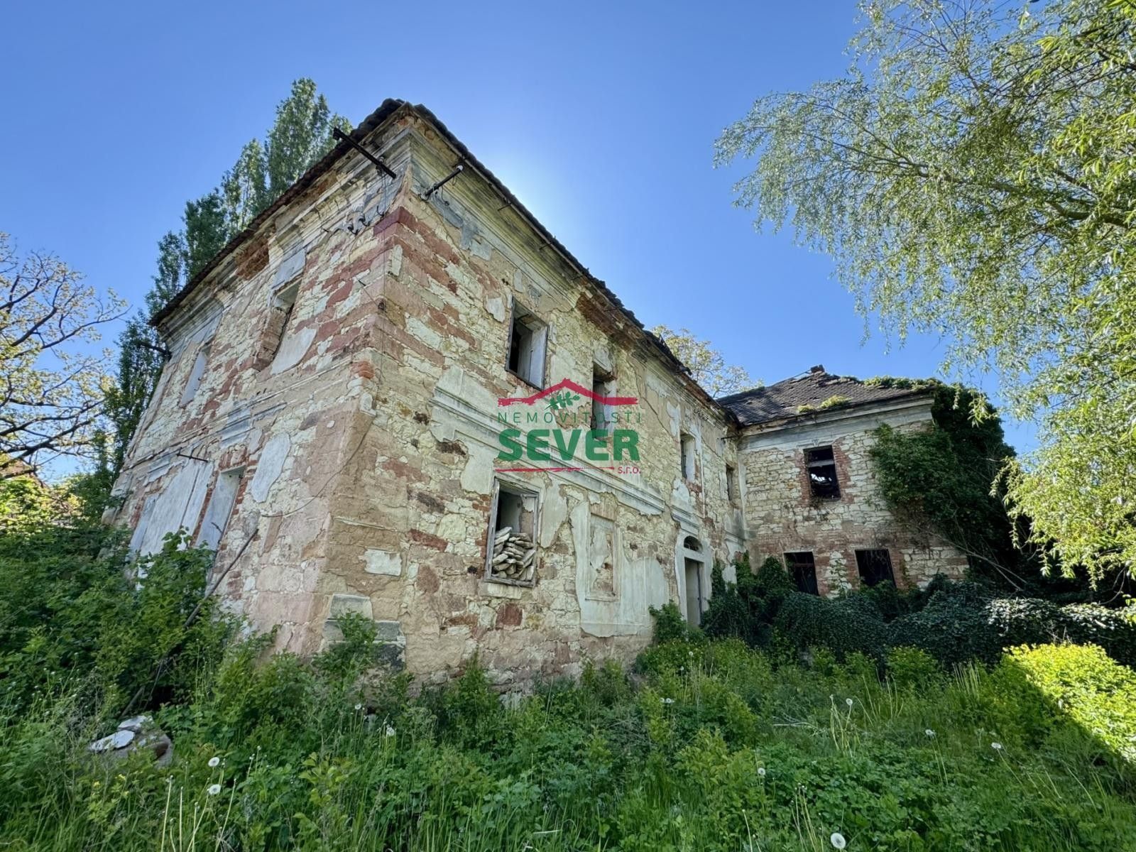 Prodej domu 300 m² - foto 1