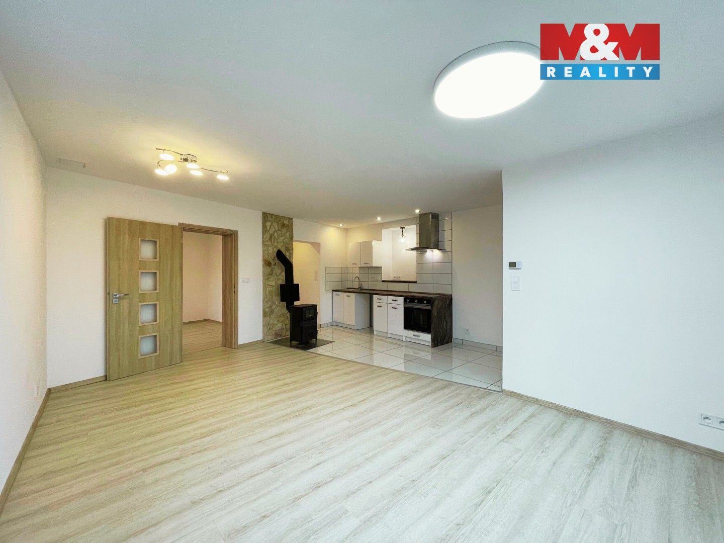 Pronájem bytu 3+kk 53 m² - foto 3