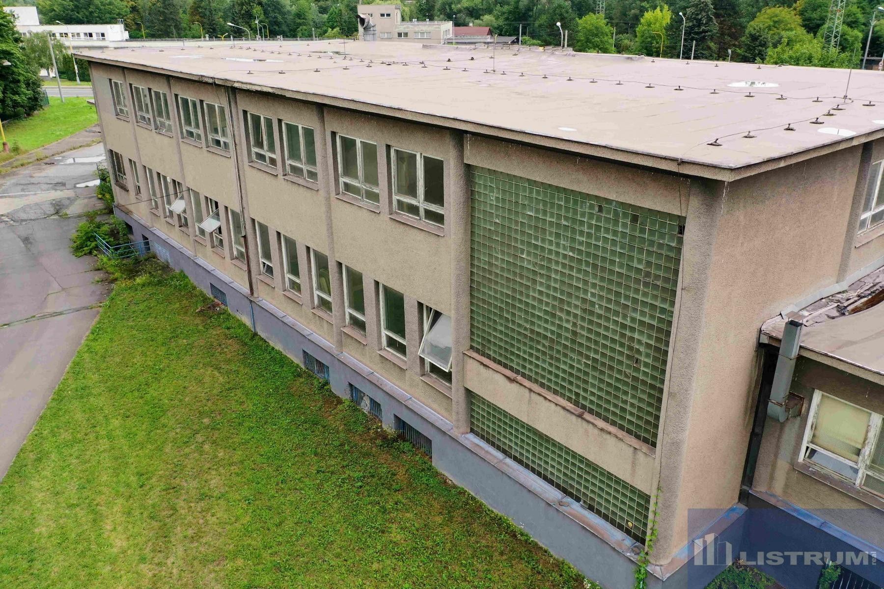 Prodej nemovitosti 3400 m² - foto 12