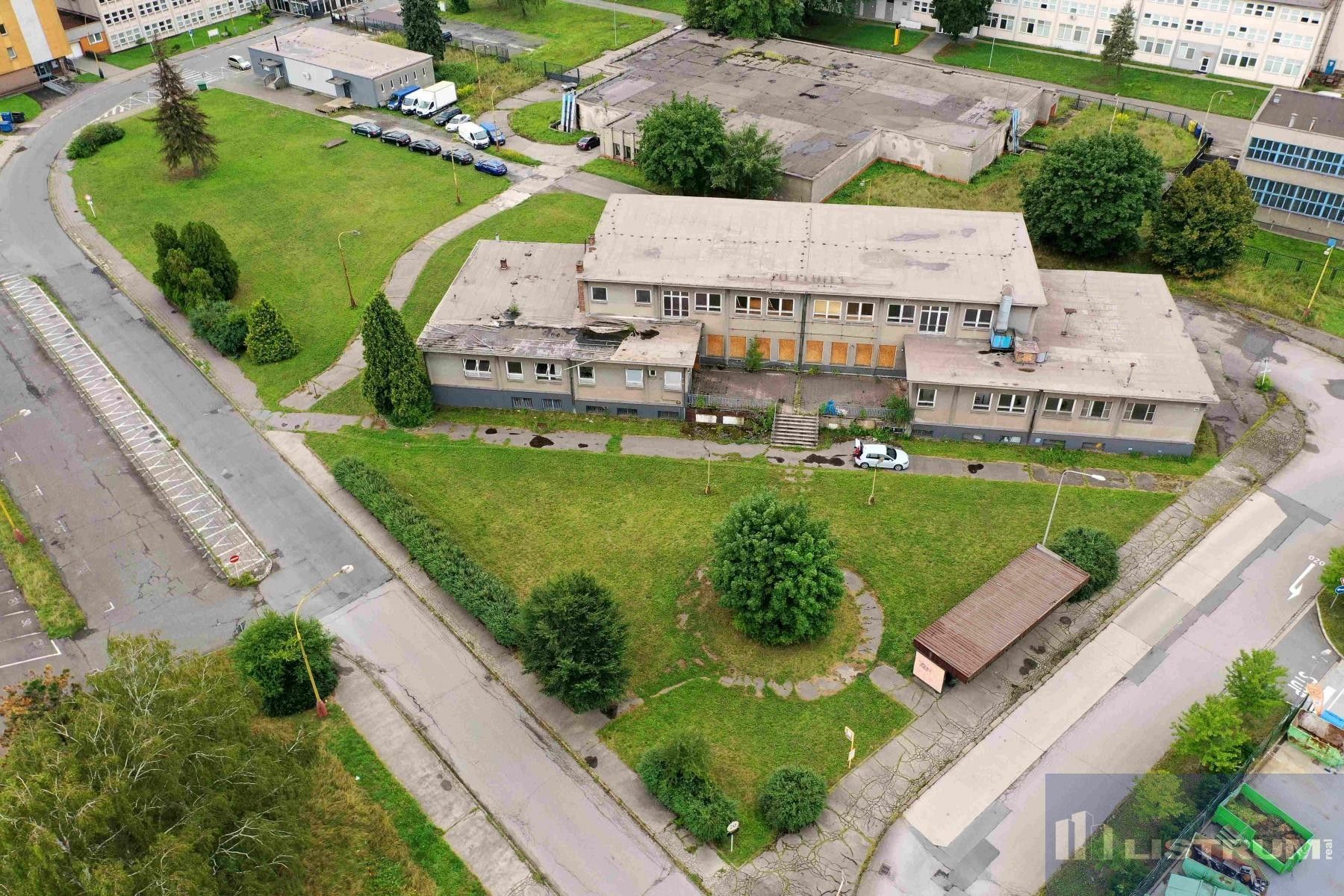 Prodej nemovitosti 3400 m² - foto 9