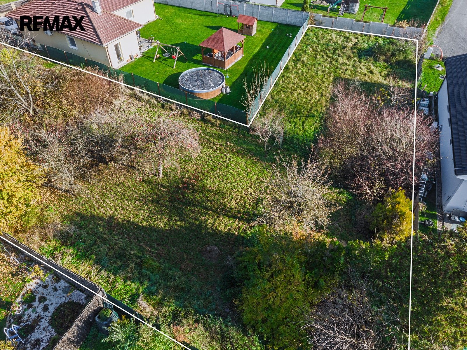 Prodej pozemku 1424 m² - foto 4