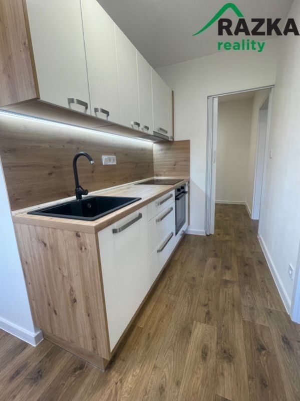 Prodej bytu 2+1 52 m² - foto 4