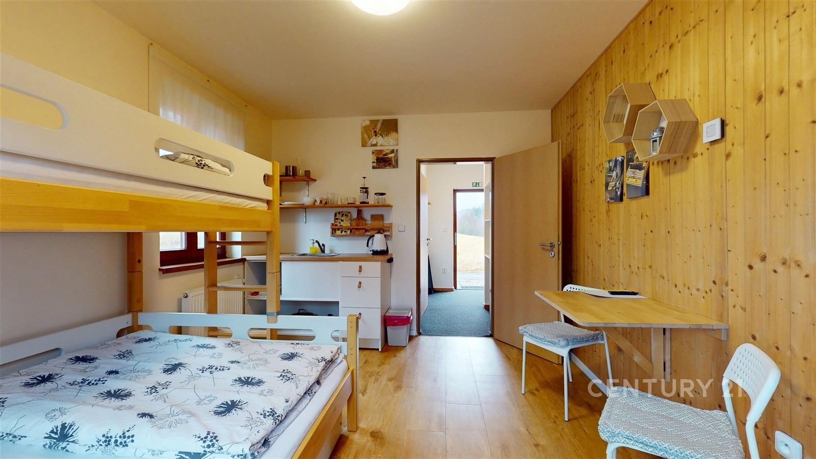 Prodej nemovitosti 135 m² - foto 1