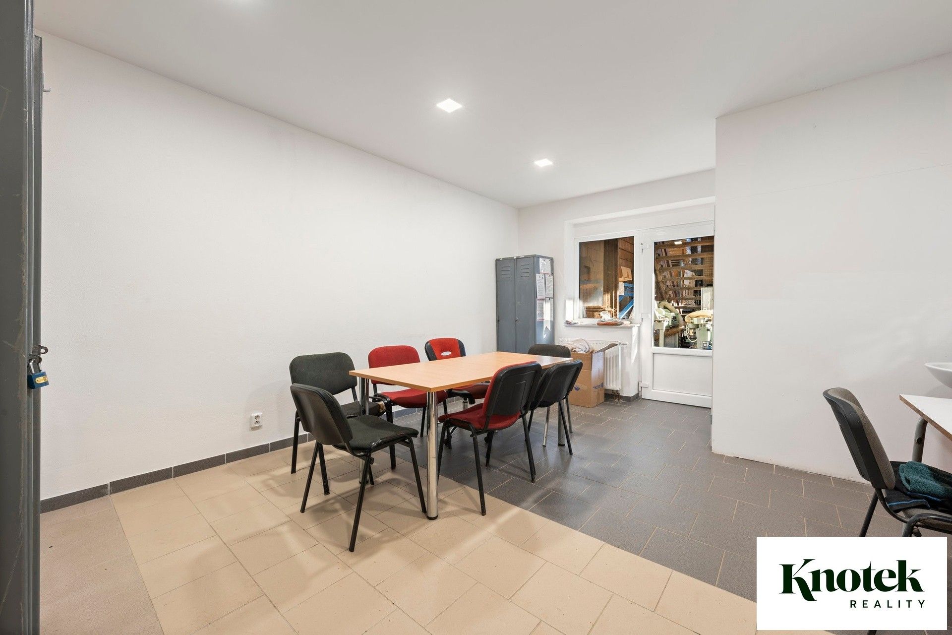 Prodej komerčního prostoru 479 m² - foto 10