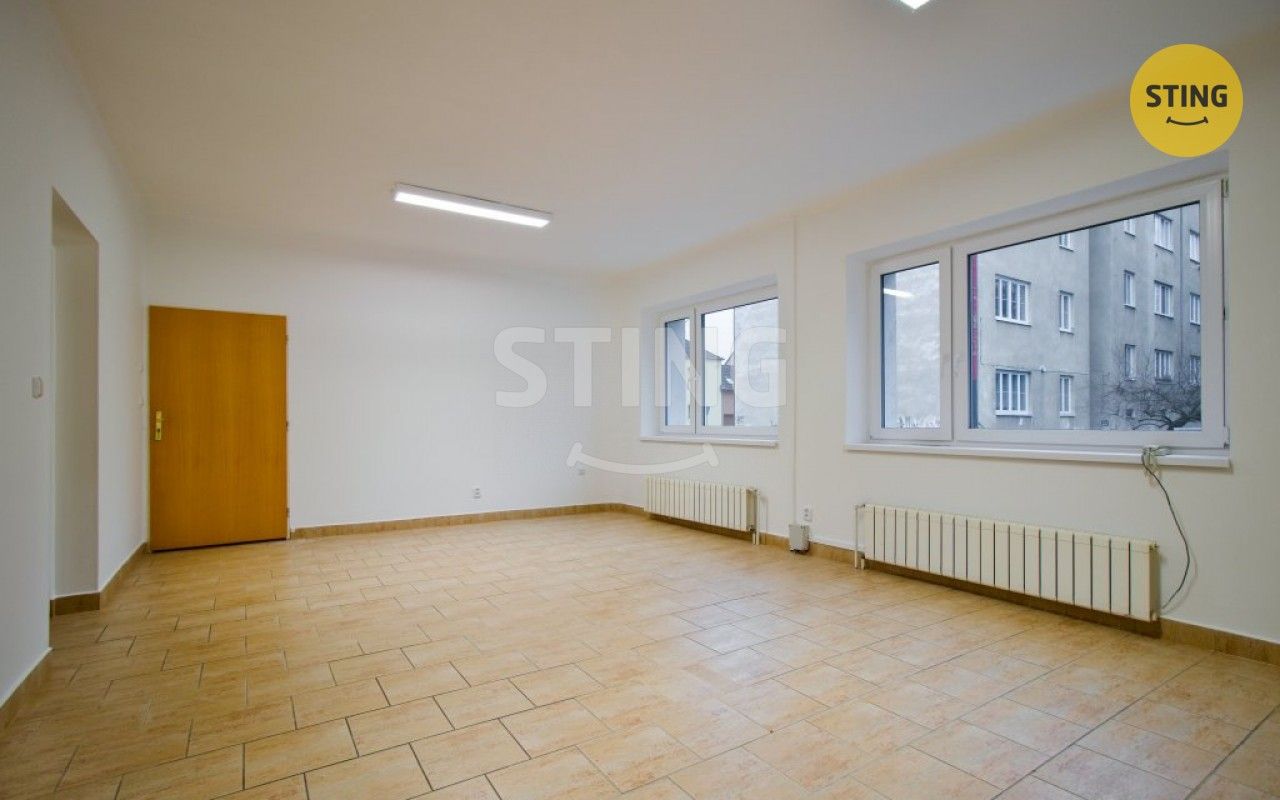 Pronájem komerčního prostoru 54 m² - foto 3