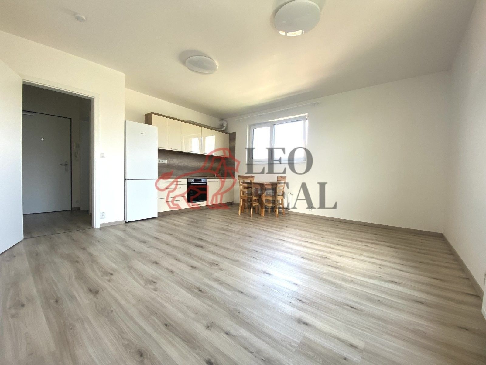 Pronájem bytu 1+kk 35 m² - foto 7