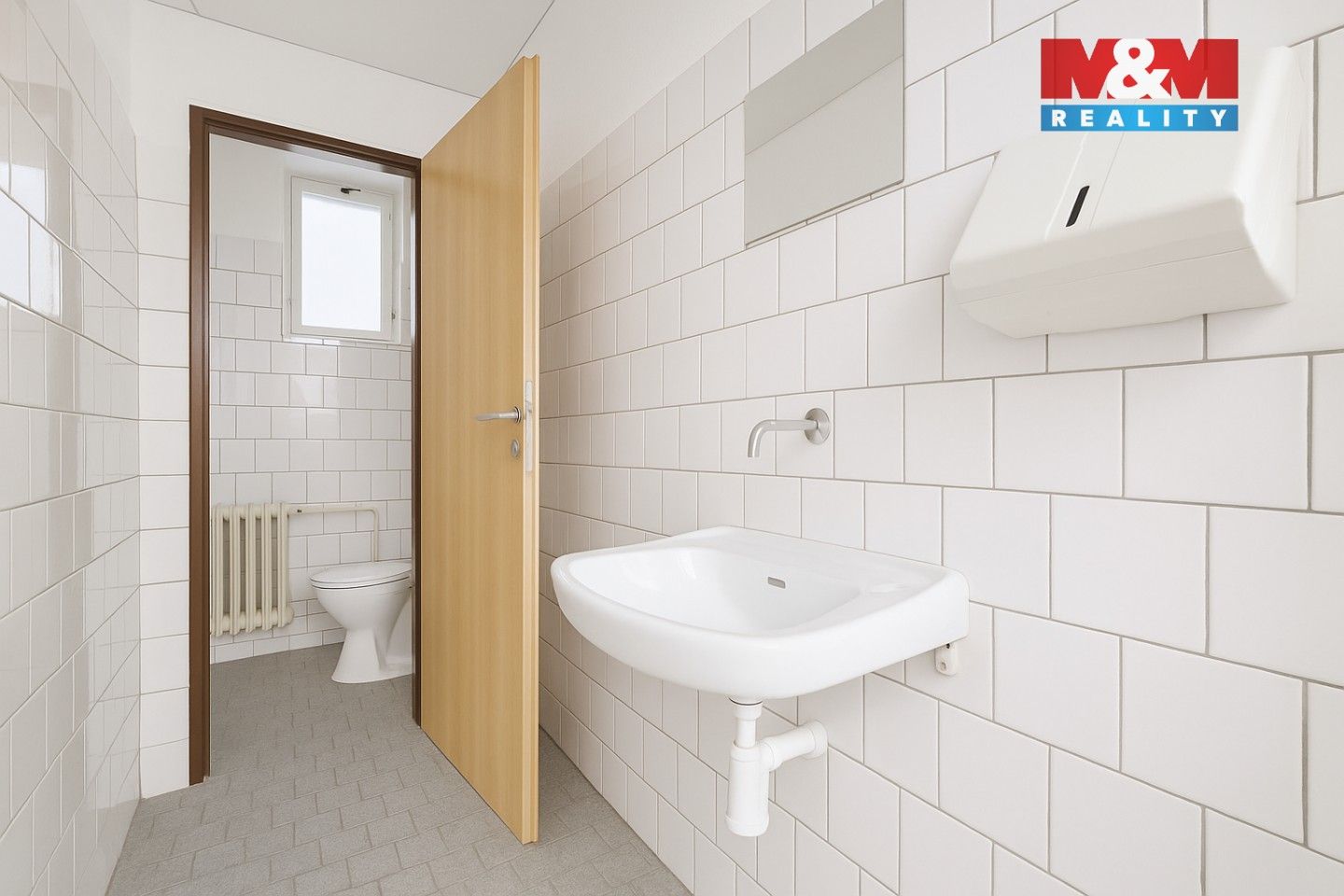 Prodej komerčního prostoru 1085 m² - foto 4