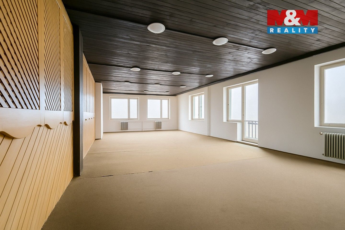 Prodej komerčního prostoru 1085 m² - foto 6