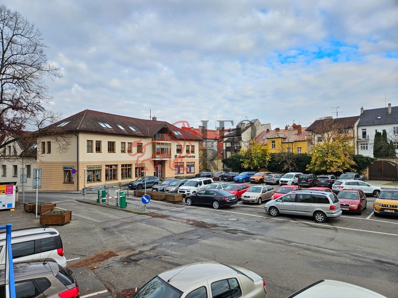 Pronájem komerčního prostoru 66 m² - foto 11