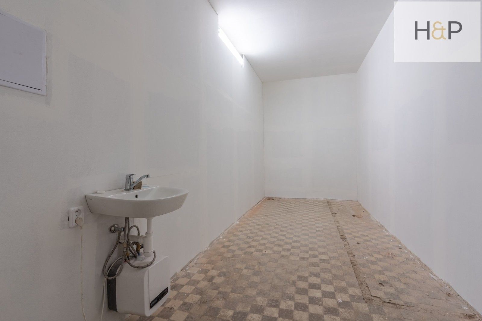 Pronájem komerčního prostoru 550 m² - foto 5