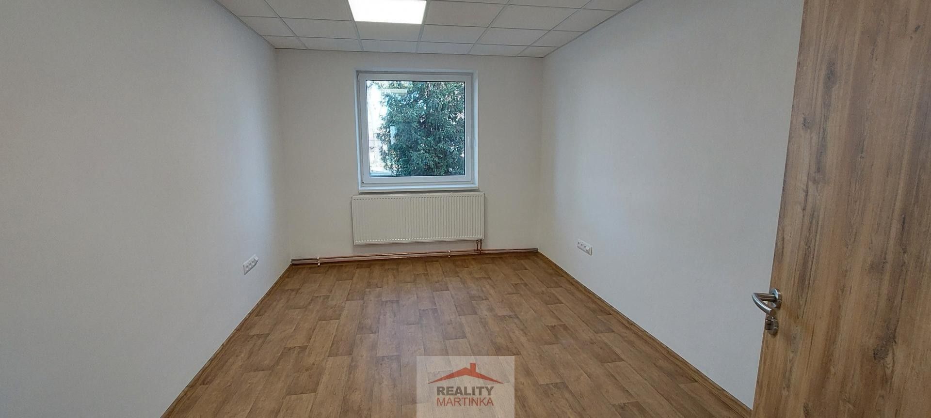 Pronájem komerčního prostoru 15 m² - foto 1