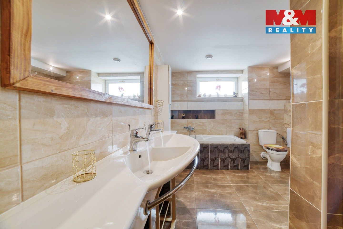 Prodej domu 252 m² - foto 4