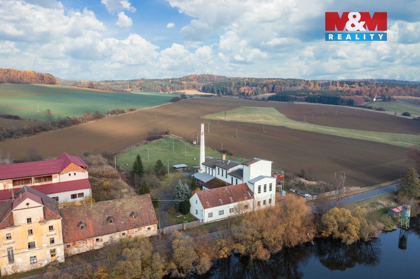 Prodej komerčního prostoru 762 m² - foto 4