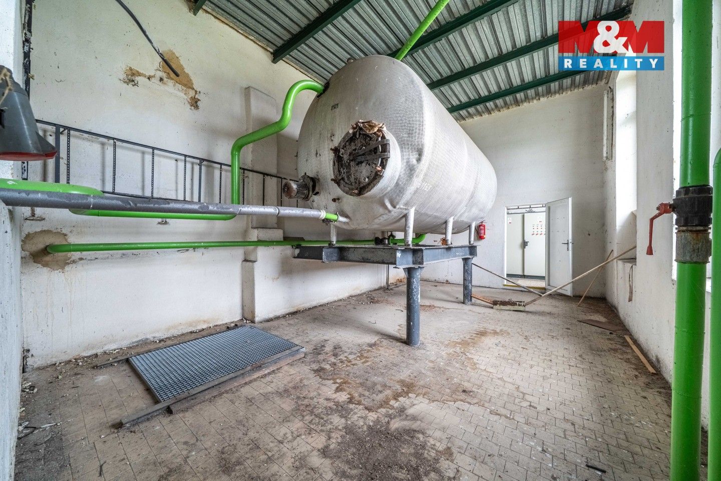 Prodej komerčního prostoru 762 m² - foto 7
