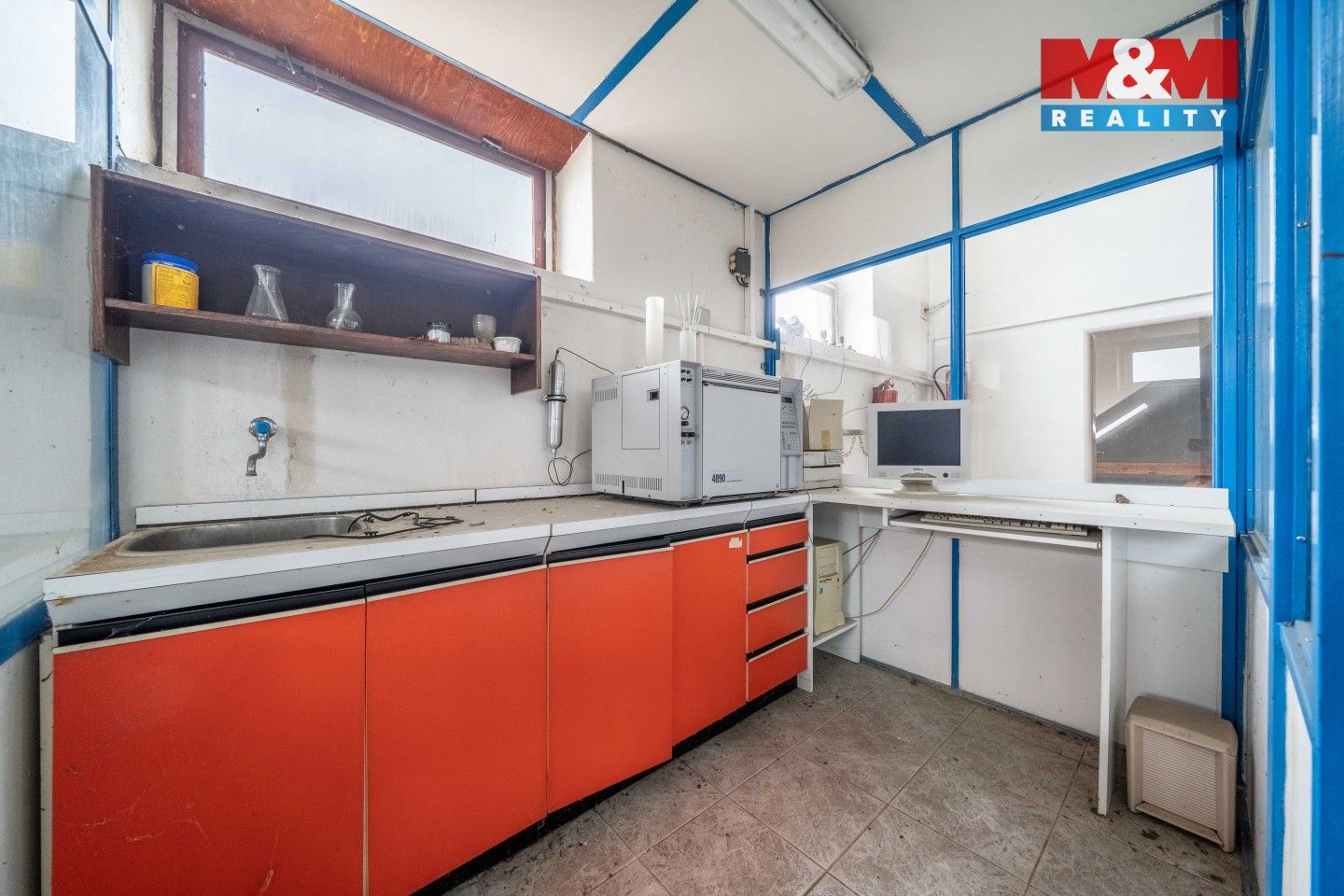 Prodej komerčního prostoru 762 m² - foto 13