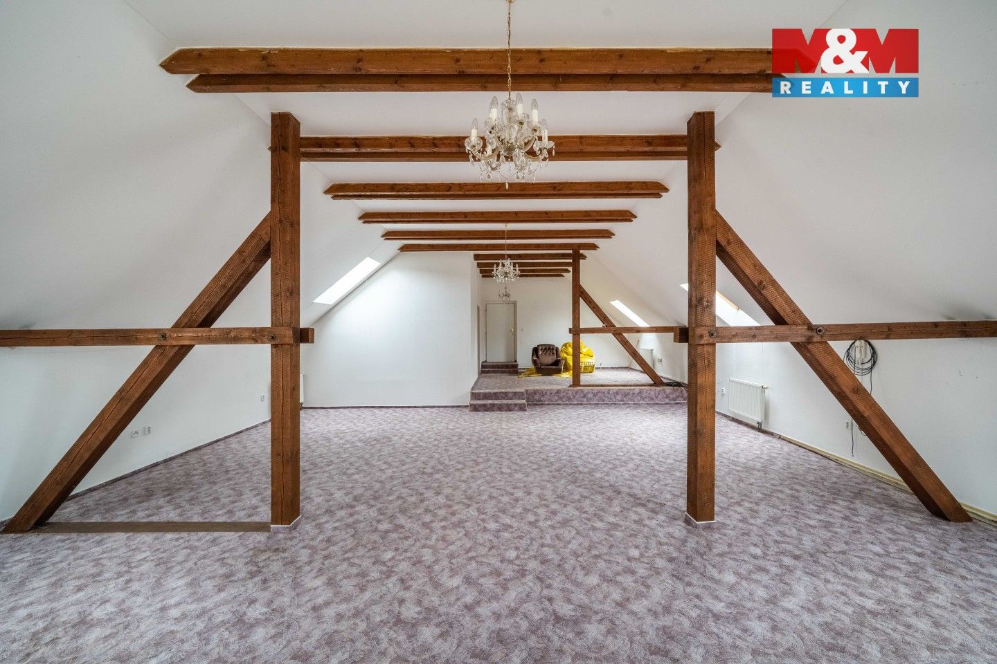 Prodej komerčního prostoru 762 m² - foto 16