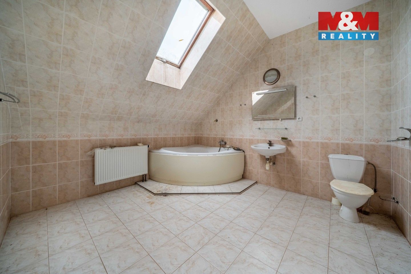 Prodej komerčního prostoru 762 m² - foto 17