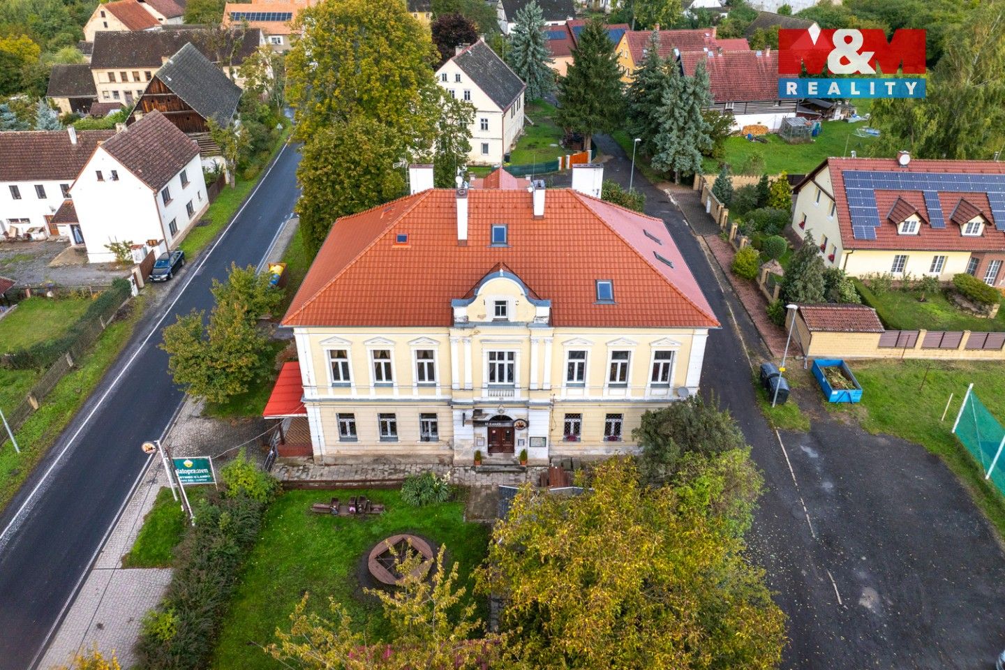 Prodej komerčního prostoru 750 m² - foto 11