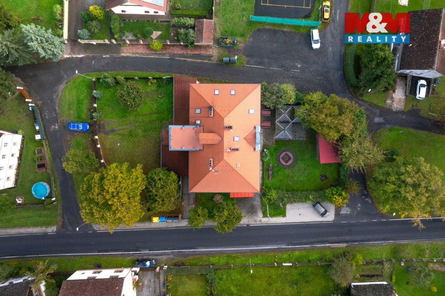 Prodej komerčního prostoru 750 m² - foto 33