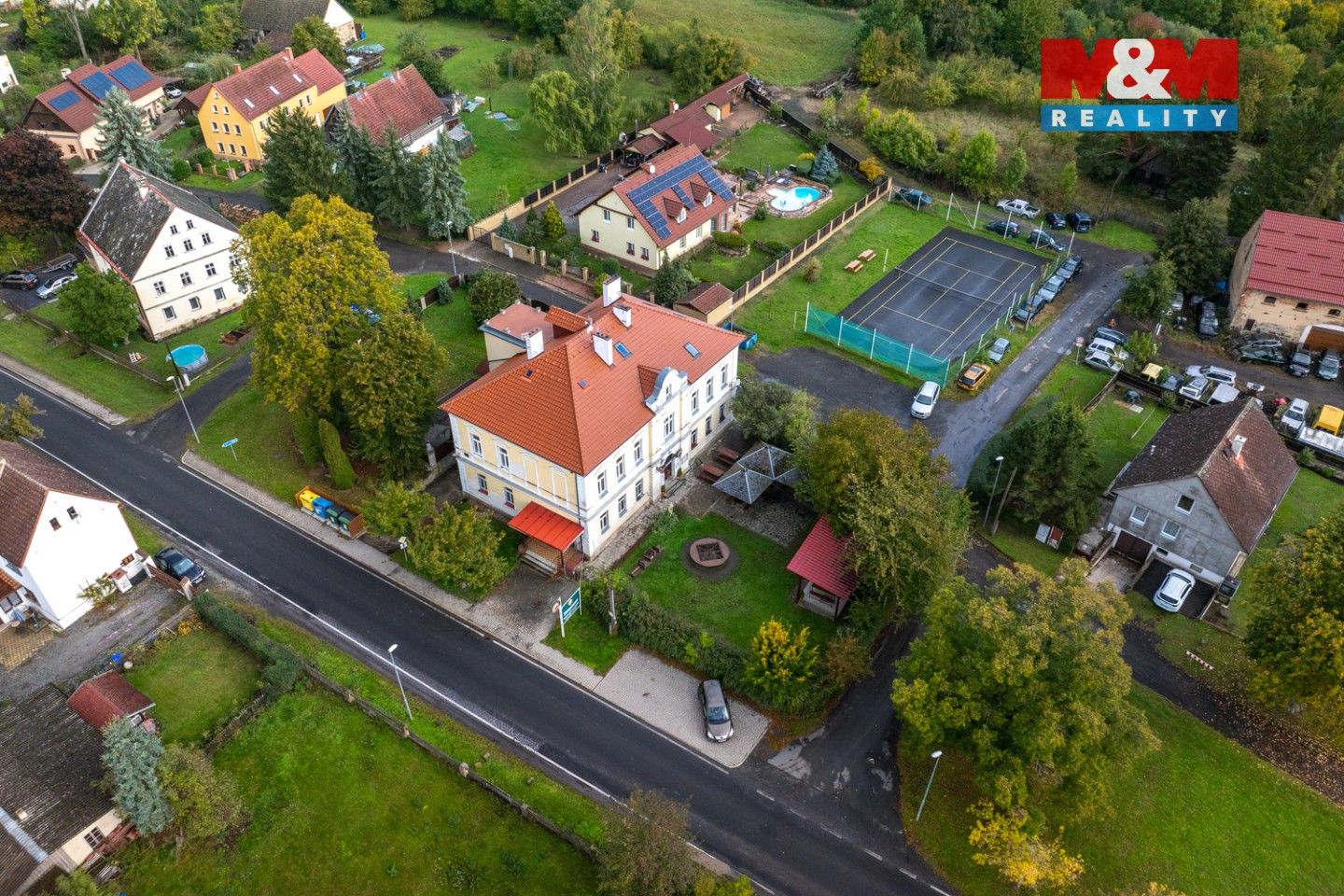Prodej komerčního prostoru 750 m² - foto 35