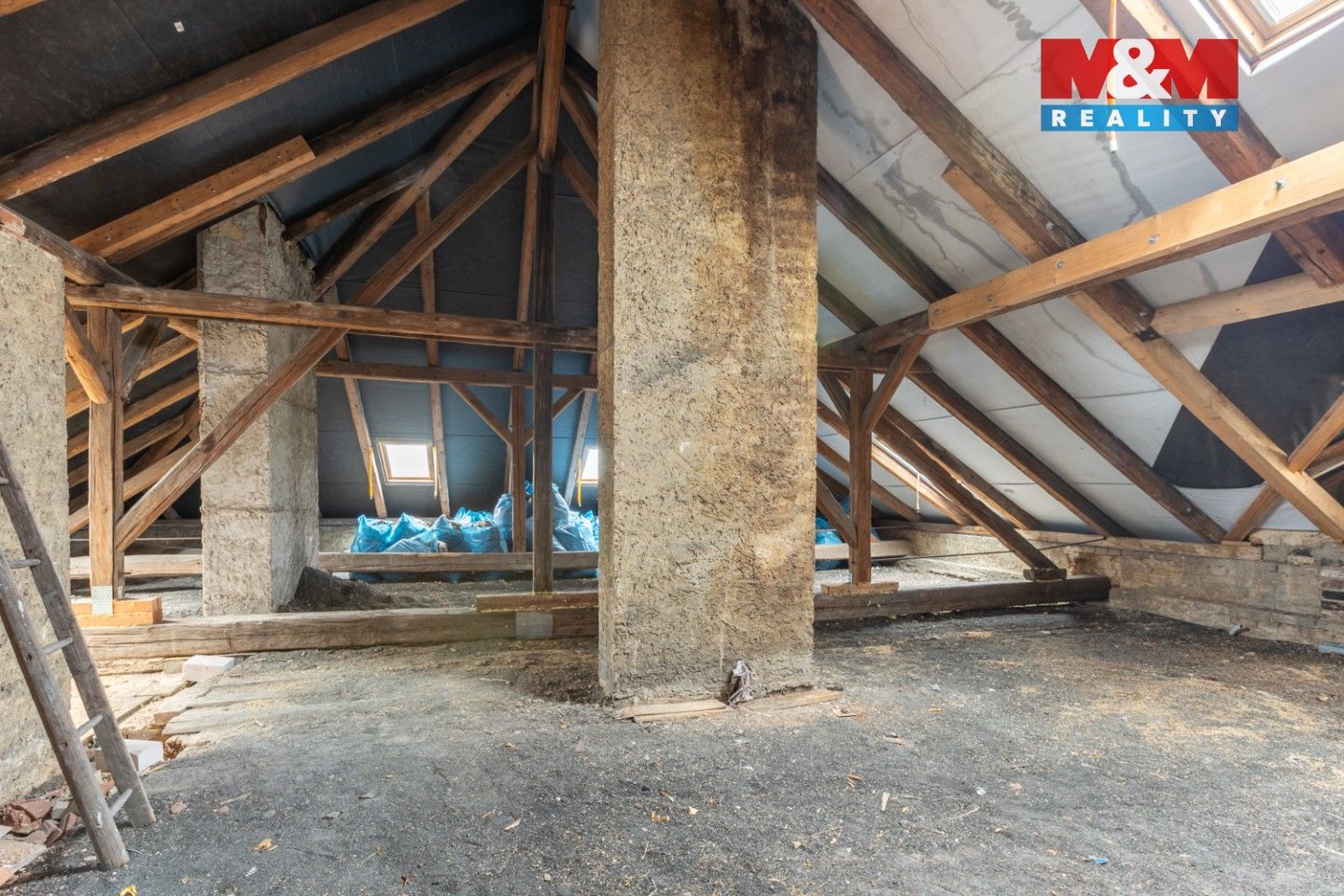 Prodej komerčního prostoru 750 m² - foto 41