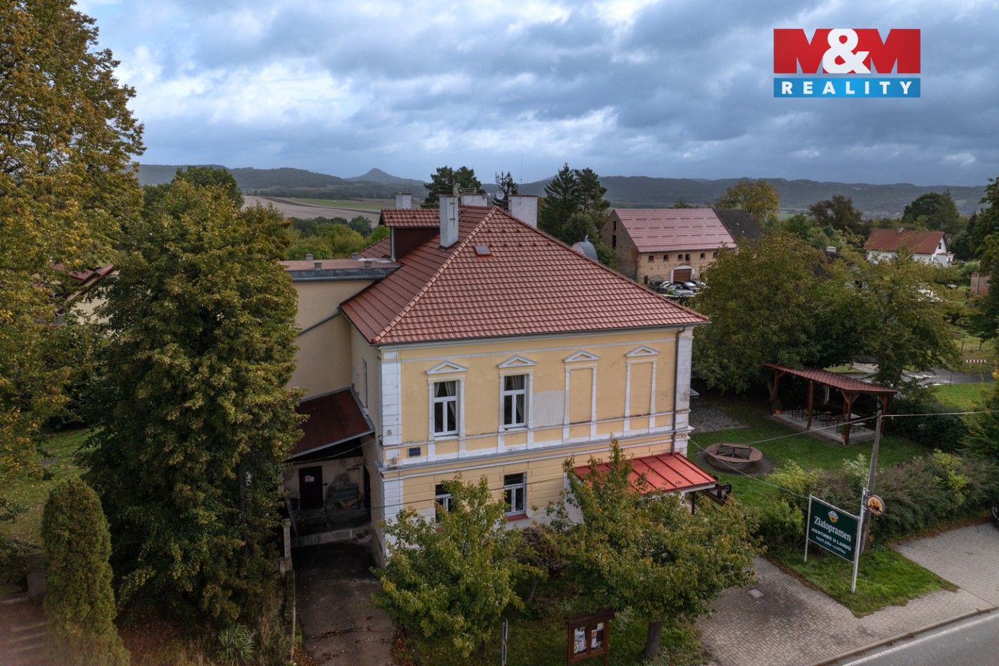 Prodej komerčního prostoru 750 m² - foto 46
