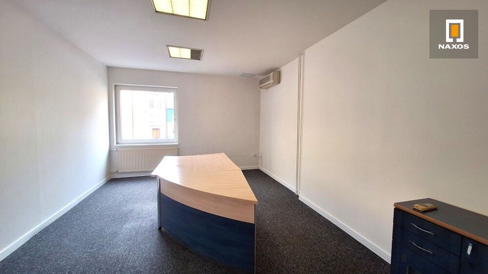 Pronájem komerčního prostoru 415 m² - foto 23